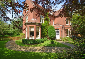 Lismore House